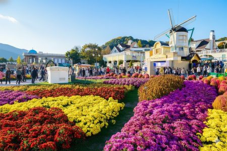 10 Thai Customs That Might Suprise You